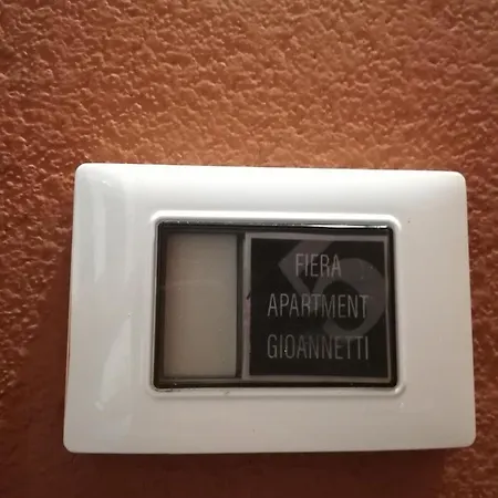 Fiera Gioannetti 5 Uno Apartmán Boloňa