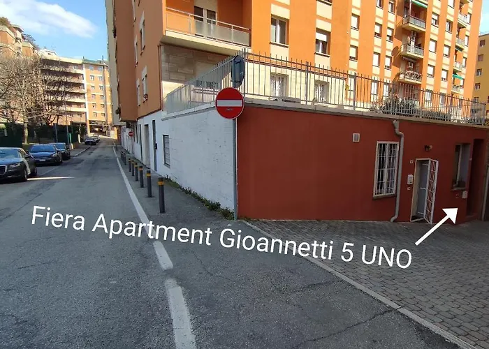 Fiera Gioannetti 5 Uno Apartment Bologna